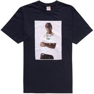 Supreme tee medium